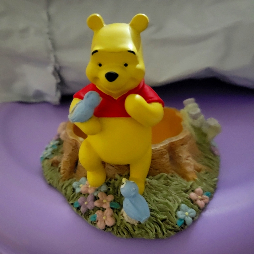 Disney Pooh bear desk item